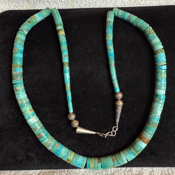 Vintage Native American-style turquoise heishi bead necklace - Picture 1 of 2